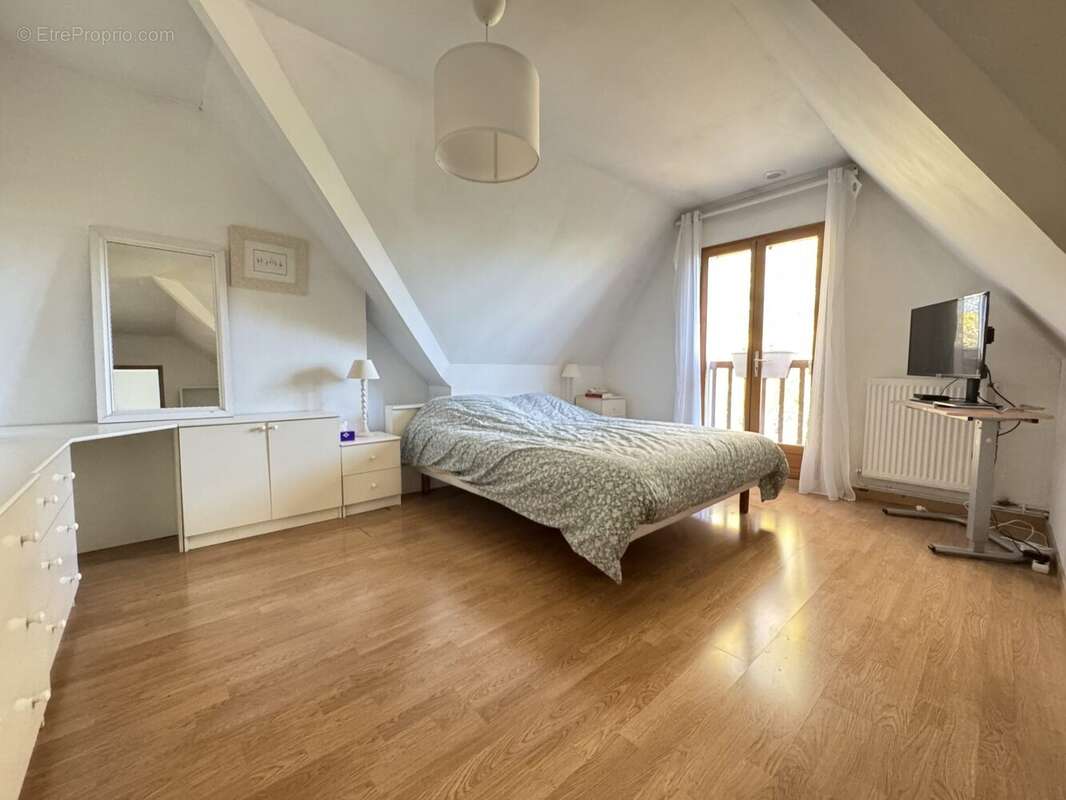 Maison à SAINT-GERMAIN-LES-CORBEIL