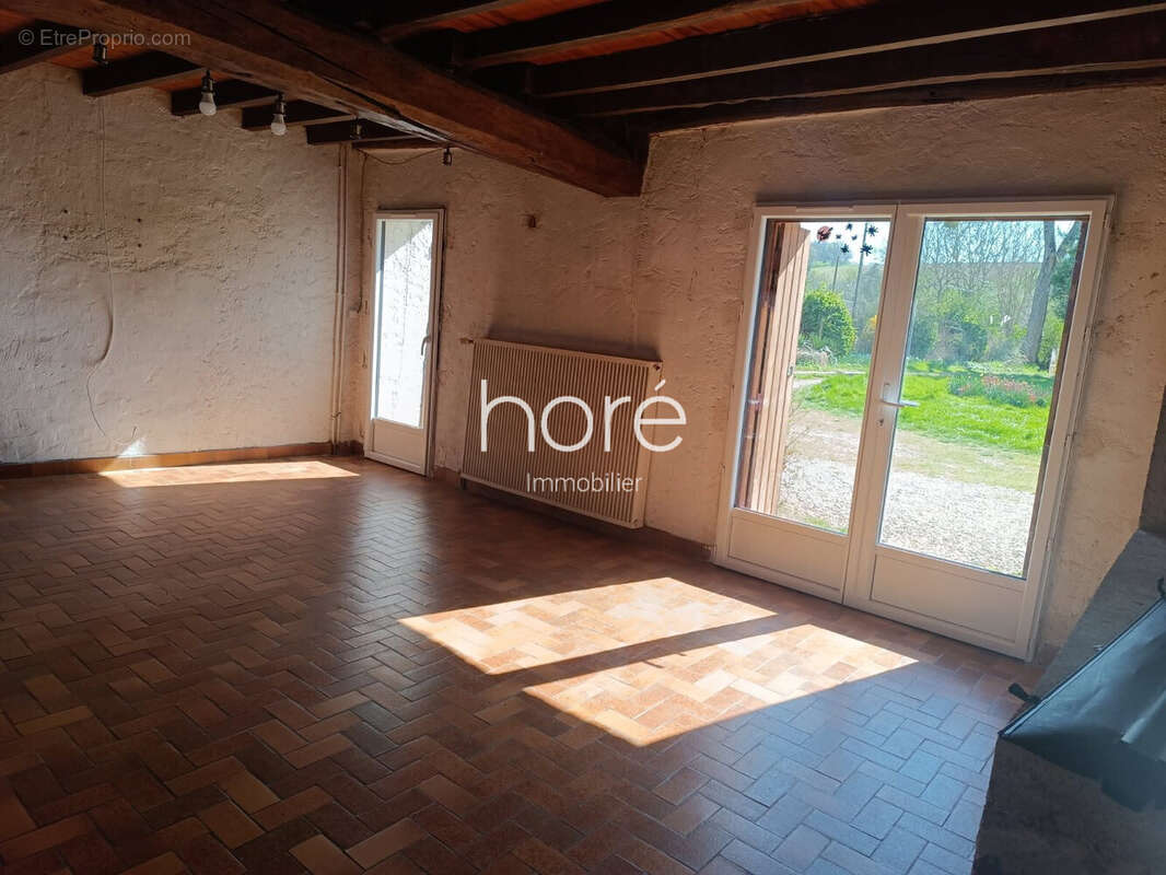 Maison à THEIL-SUR-VANNE