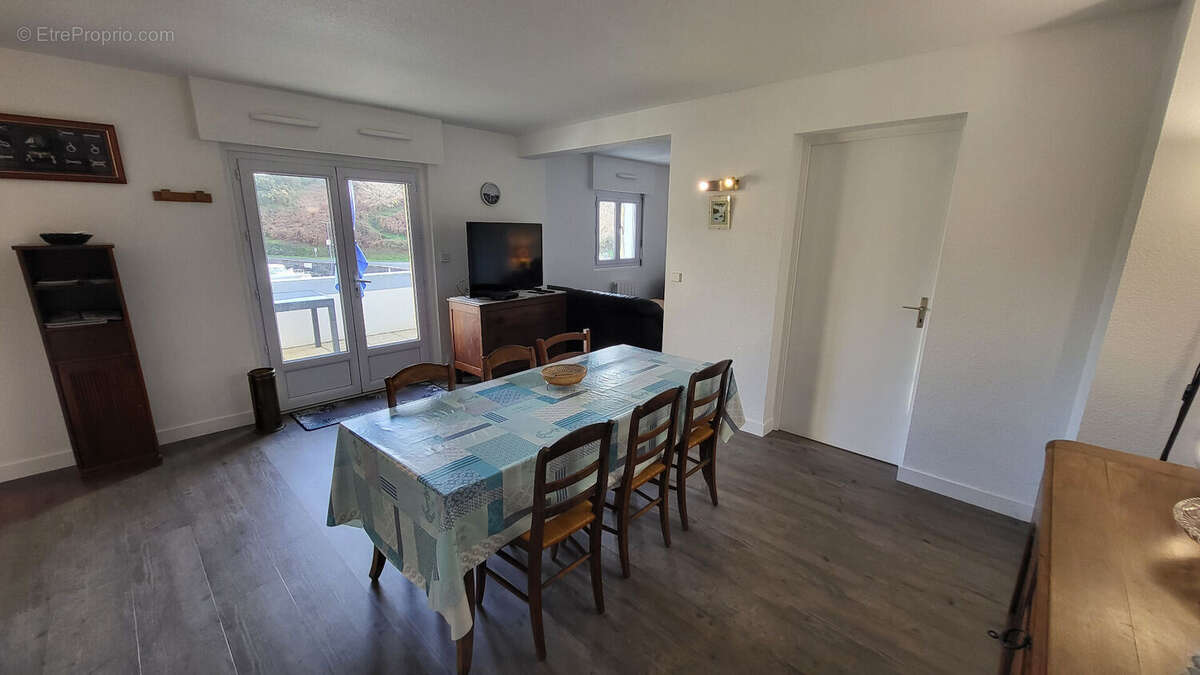 Appartement à SAUZON