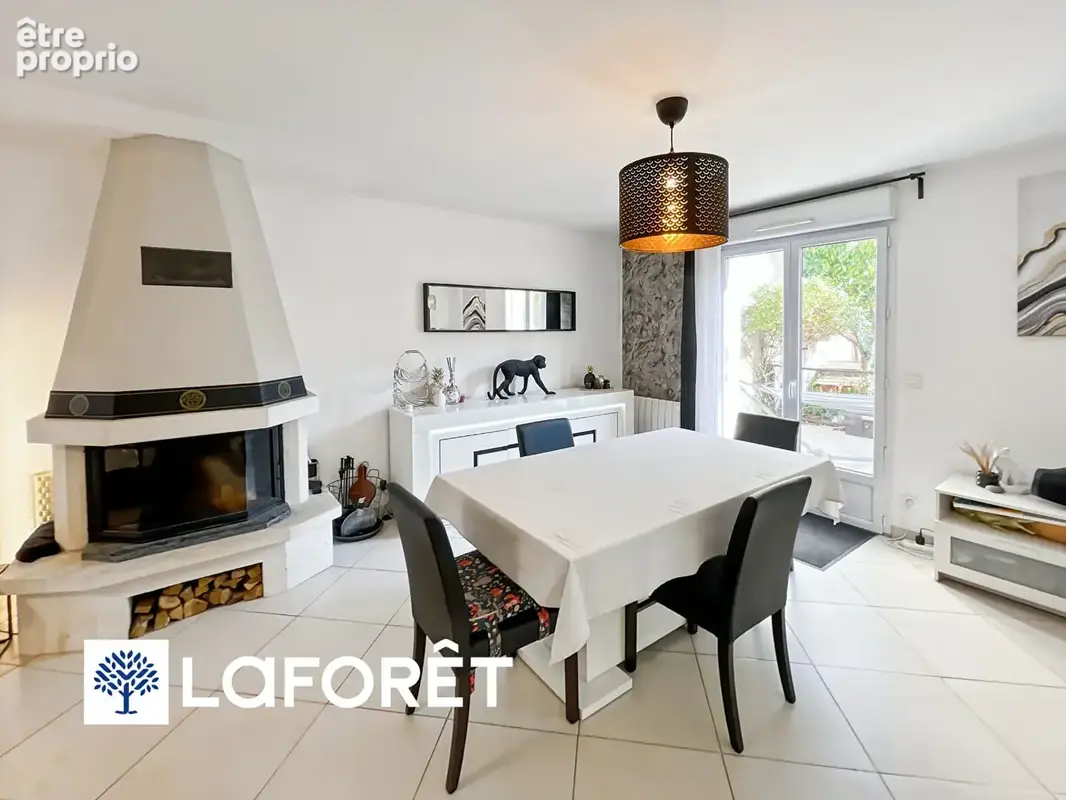 Maison lumineuse 5 pièces à vendre à Sainte Geneviève des Bois - photo 4