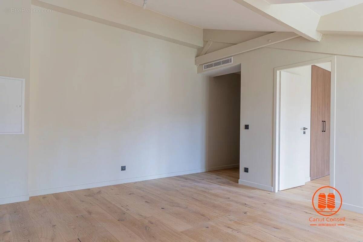 Appartement à LYON-1E