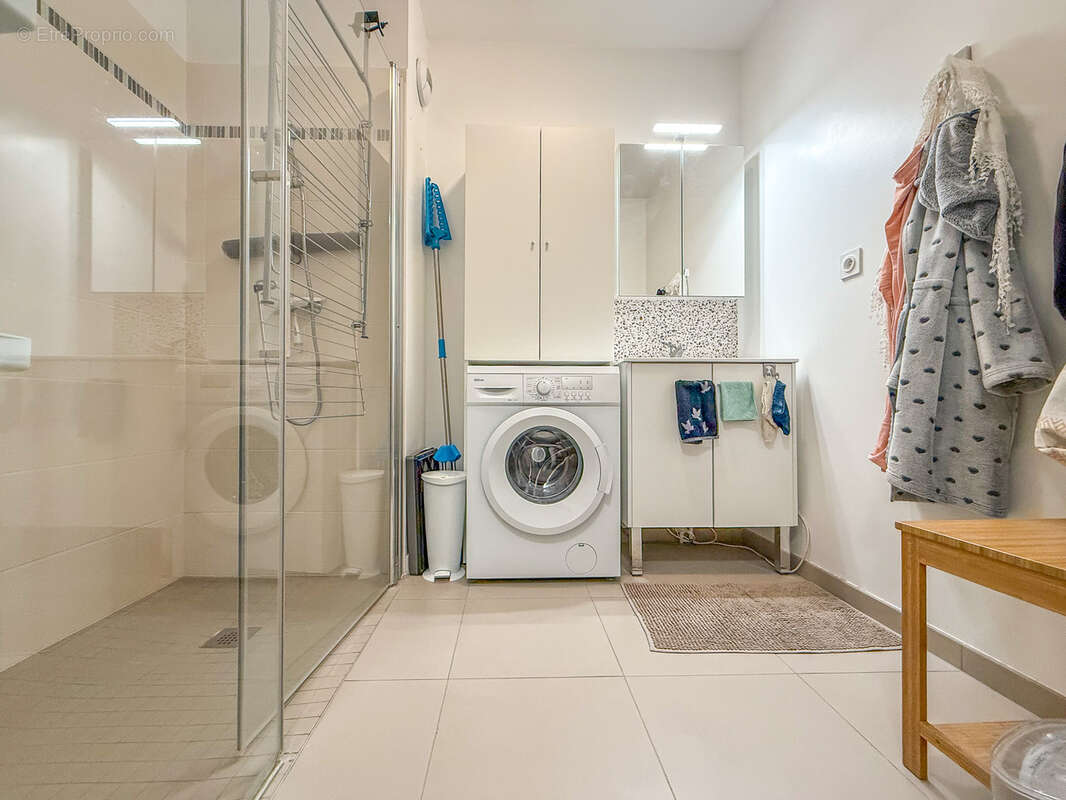 Appartement à CHERENG