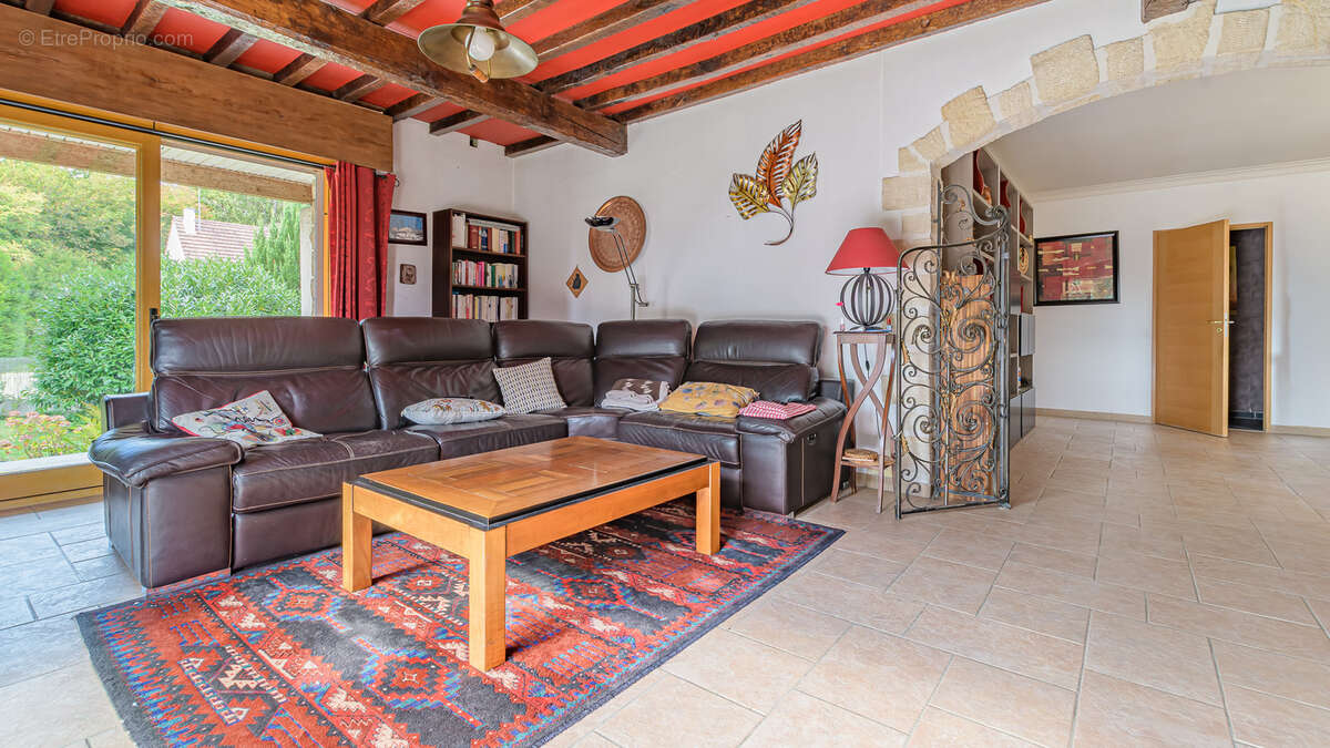 Maison à MORTEFONTAINE