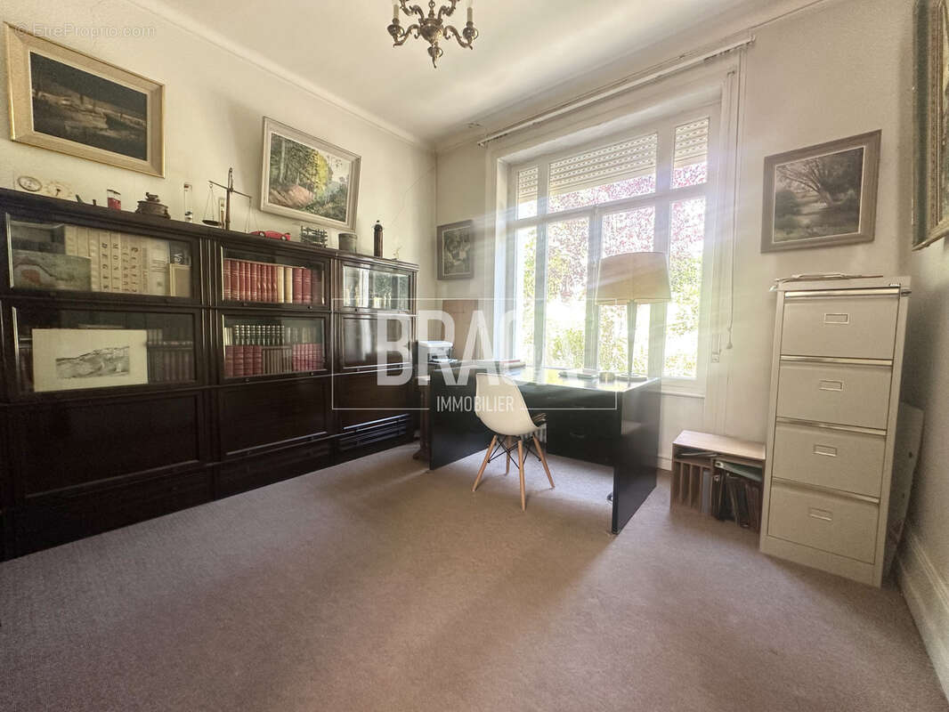 Grande maison familiale avec 7 chambres garage et jardin - photo 5