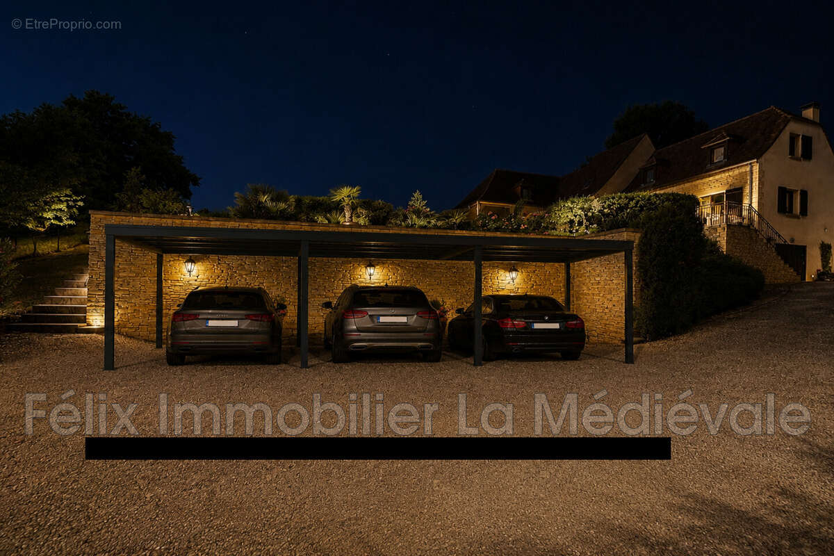 Maison à SARLAT-LA-CANEDA