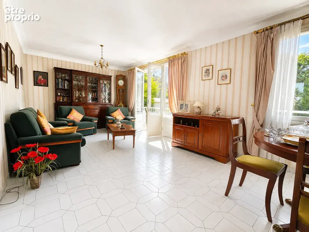 Maison avec studio indépendant et dépendances - photo 3