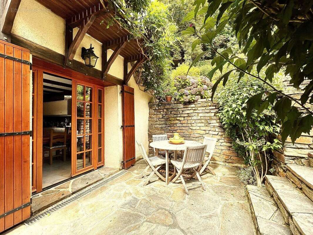 Maison avec grange et piscine Le FEL - photo 10