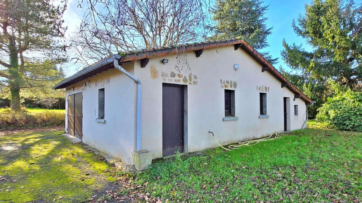 Maison de village 5p + Jardin + Garage - Calme et Campagne - photo 10