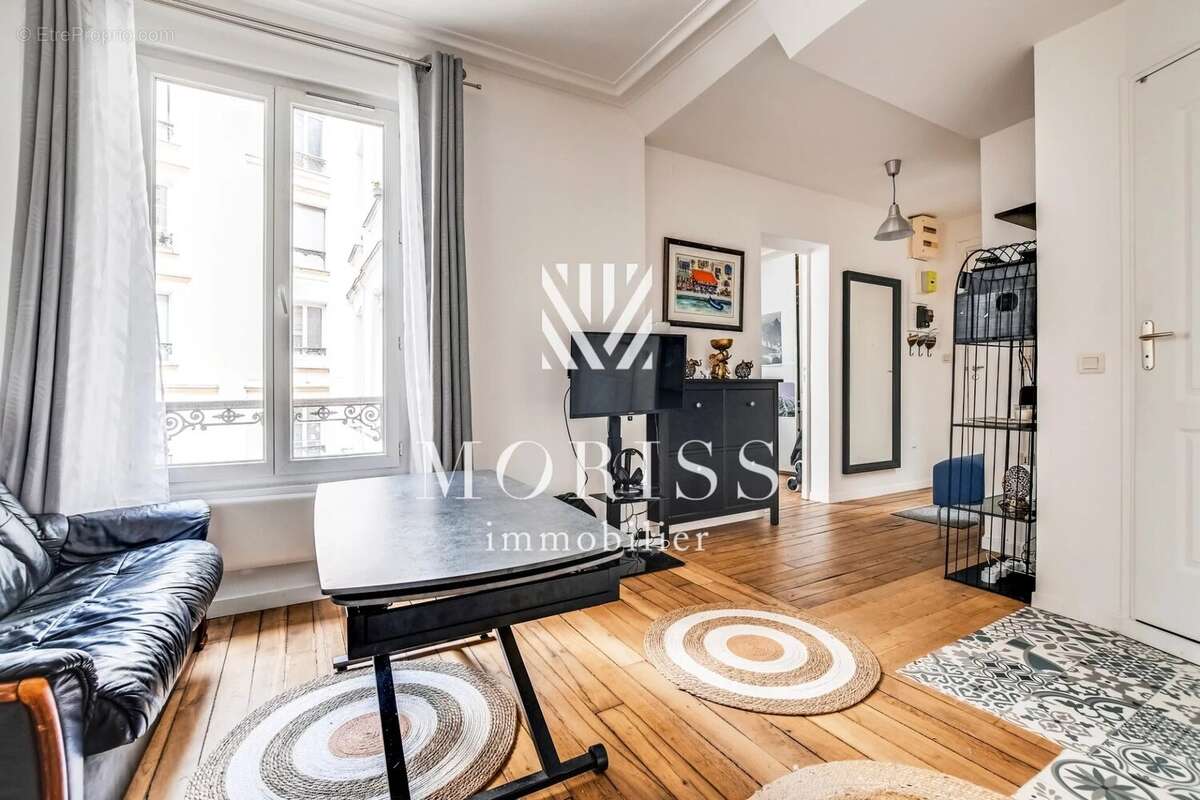Appartement à PARIS-18E