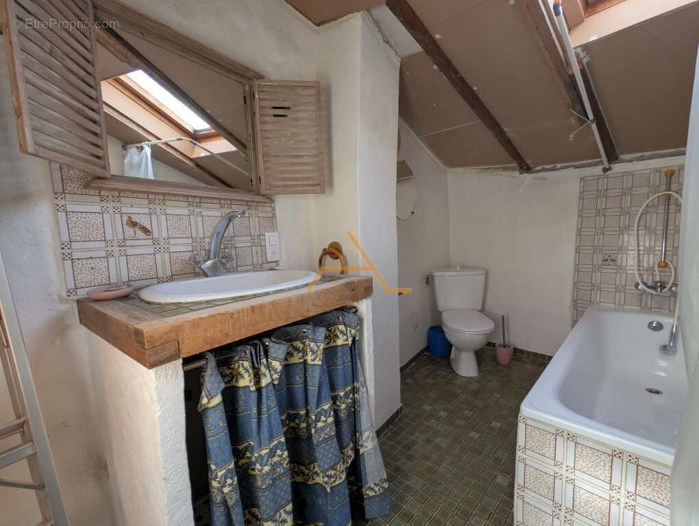 Maison à DIEULEFIT
