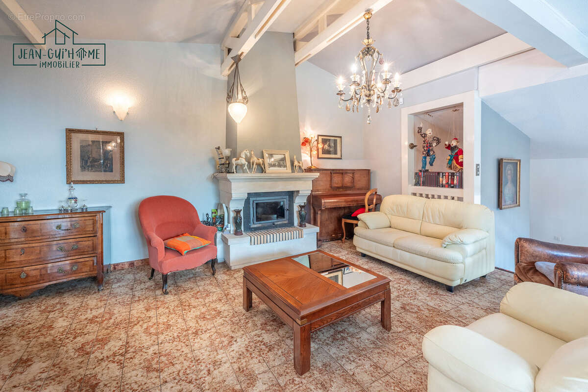 Maison à SAINT-NABORD