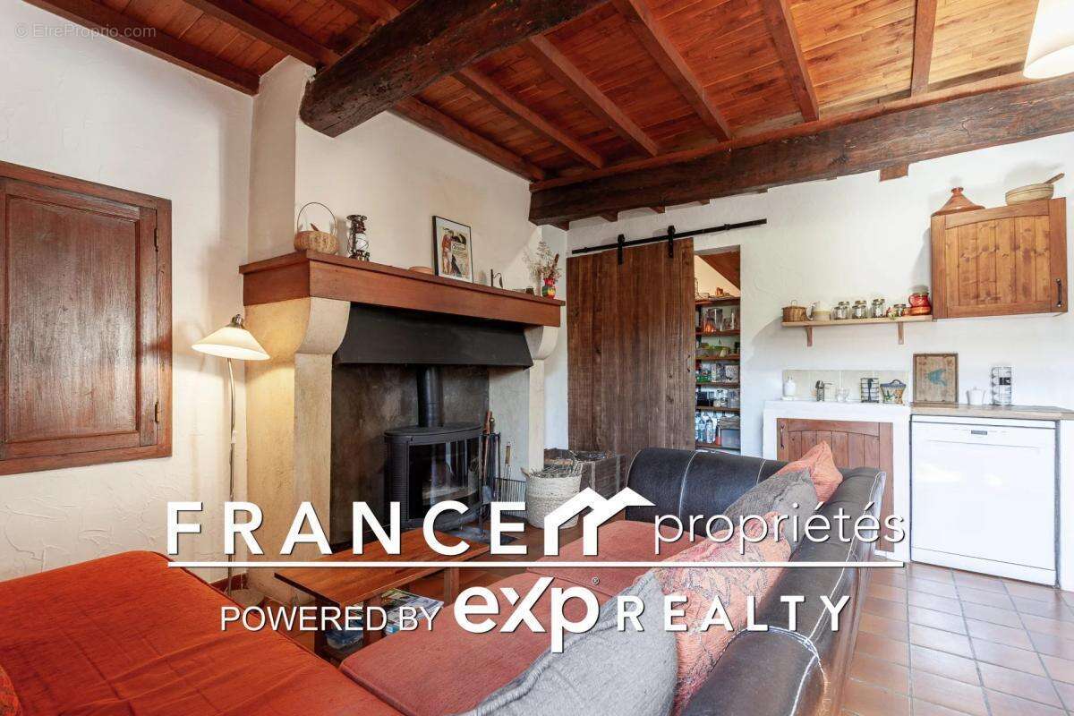 Maison à SALIES-DU-SALAT