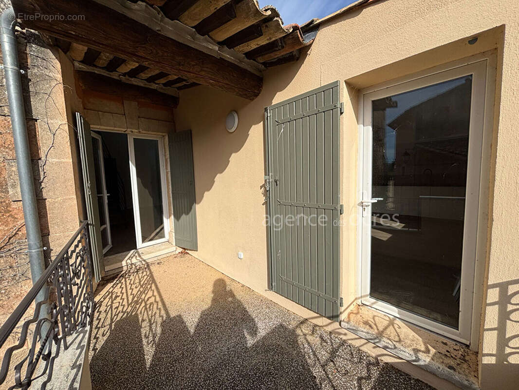 Maison à ROUSSILLON