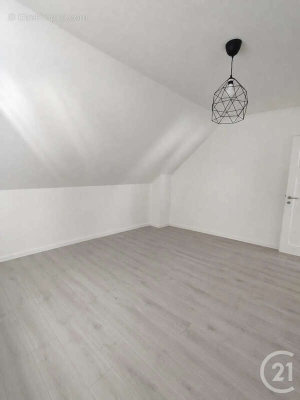 Maison 139 m² à Eckbolsheim  - photo 4