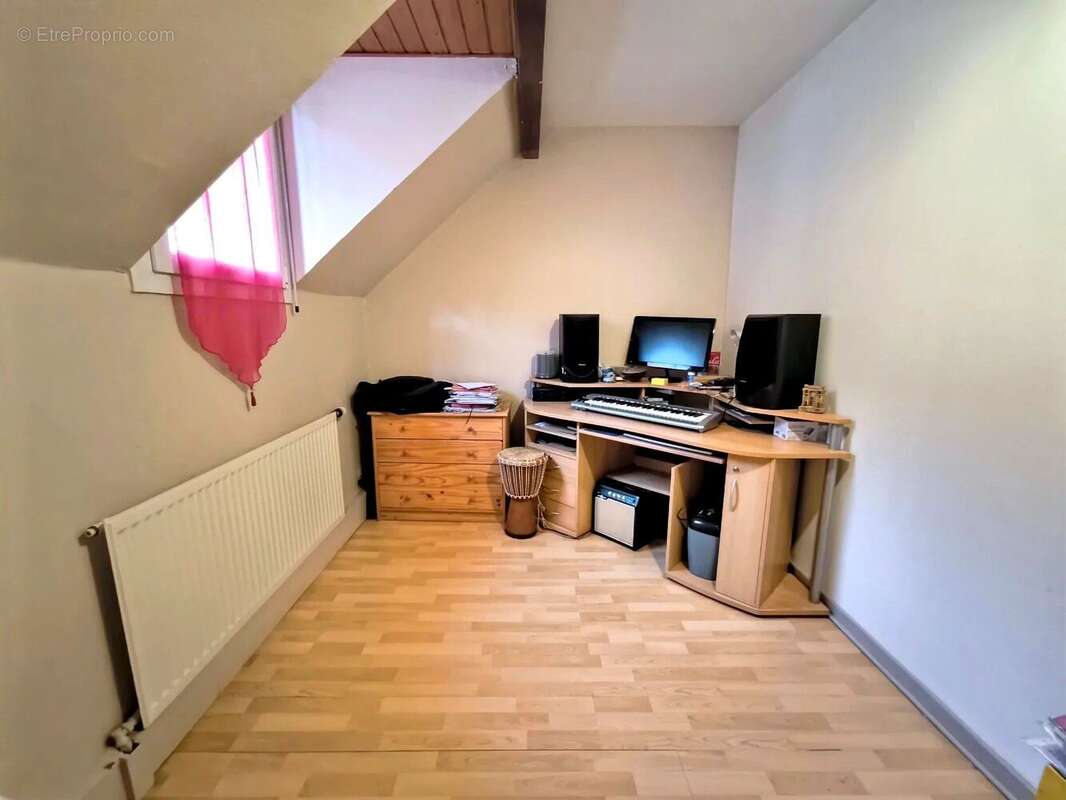 Maison à BAUME-LES-DAMES