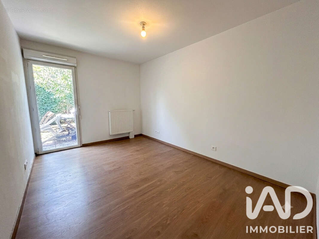 Appartement 42 m² à Tours  - photo 6