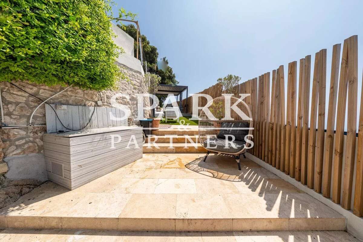 Roquebrune-Cap-Martin - Villa avec vue panoramique sur la mer - photo 40