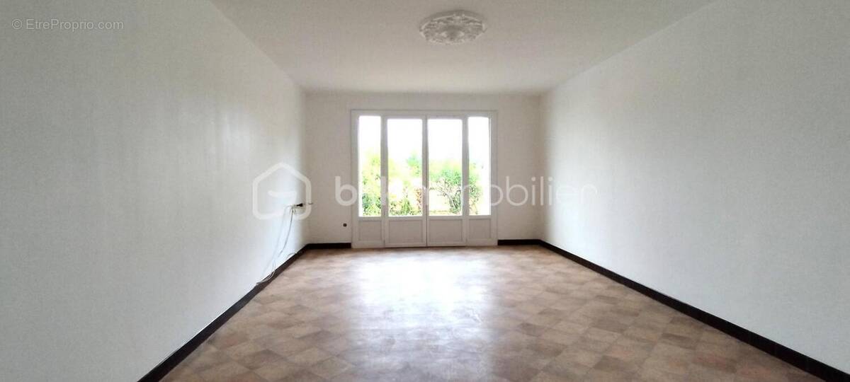 Maison à CASTELJALOUX