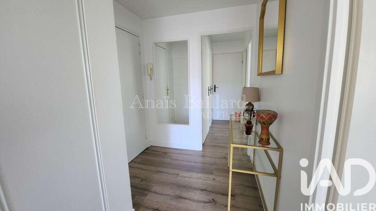 Photo 3 - Appartement à MOISSY-CRAMAYEL