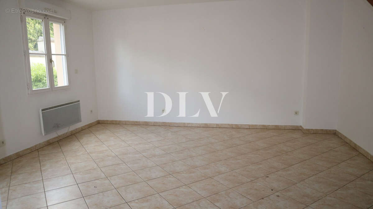 Maison à MONTEREAU-FAULT-YONNE