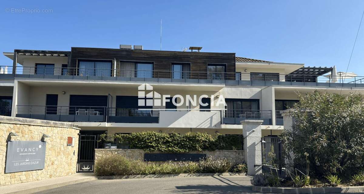 Appartement à VENCE