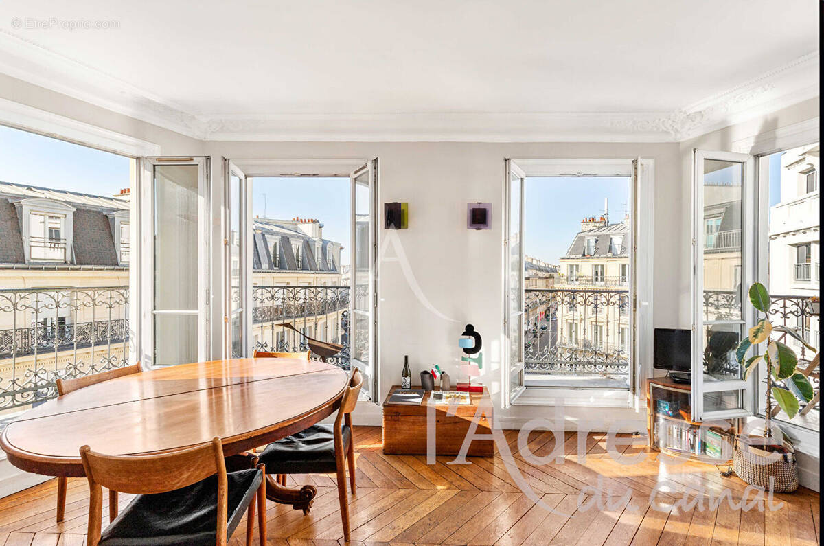 Appartement à PARIS-10E