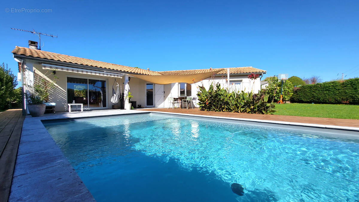 Maison à SAINT-ANDRE-DE-CUBZAC