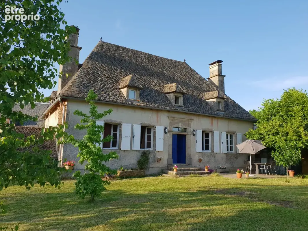 Maison 8 pièces 200 m² à vendre à Rilhac-Xaintrie (19220) - photo 1