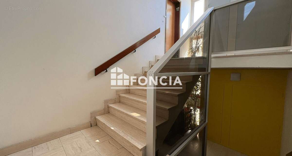 Appartement à FRENEUSE