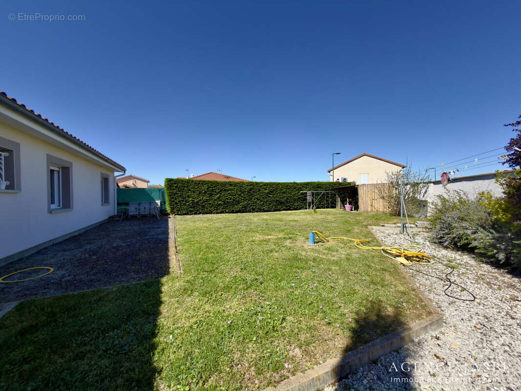 Maison à SAINT-CYPRIEN