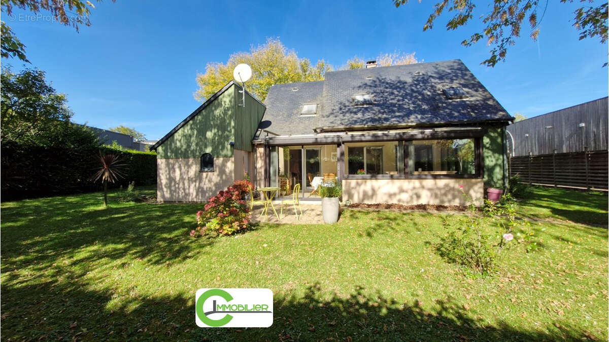 Maison à LA FERTE-BERNARD