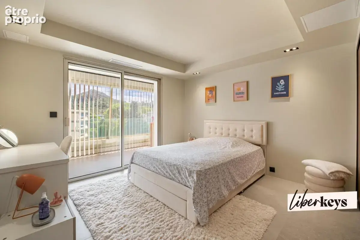 Mandelieu-la-Napoule – Penthouse d'exception avec piscine & vue dégagée - photo 11