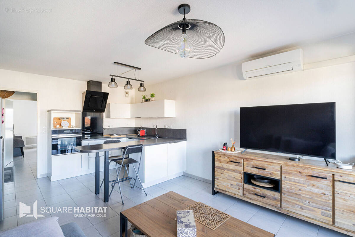 Appartement à MARSEILLE-3E