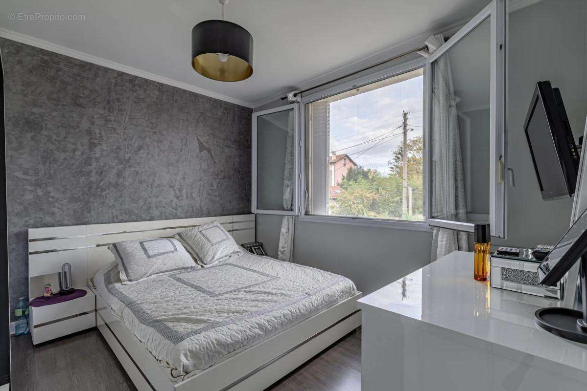 Maison à LIVRY-GARGAN