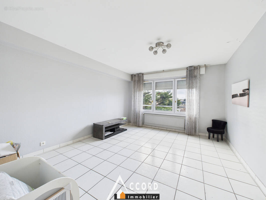 Appartement à SARTROUVILLE