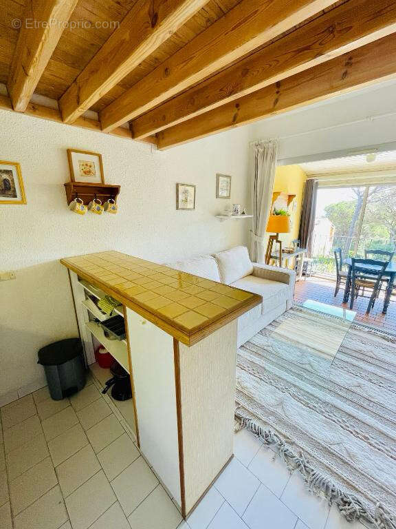 Appartement à COGOLIN