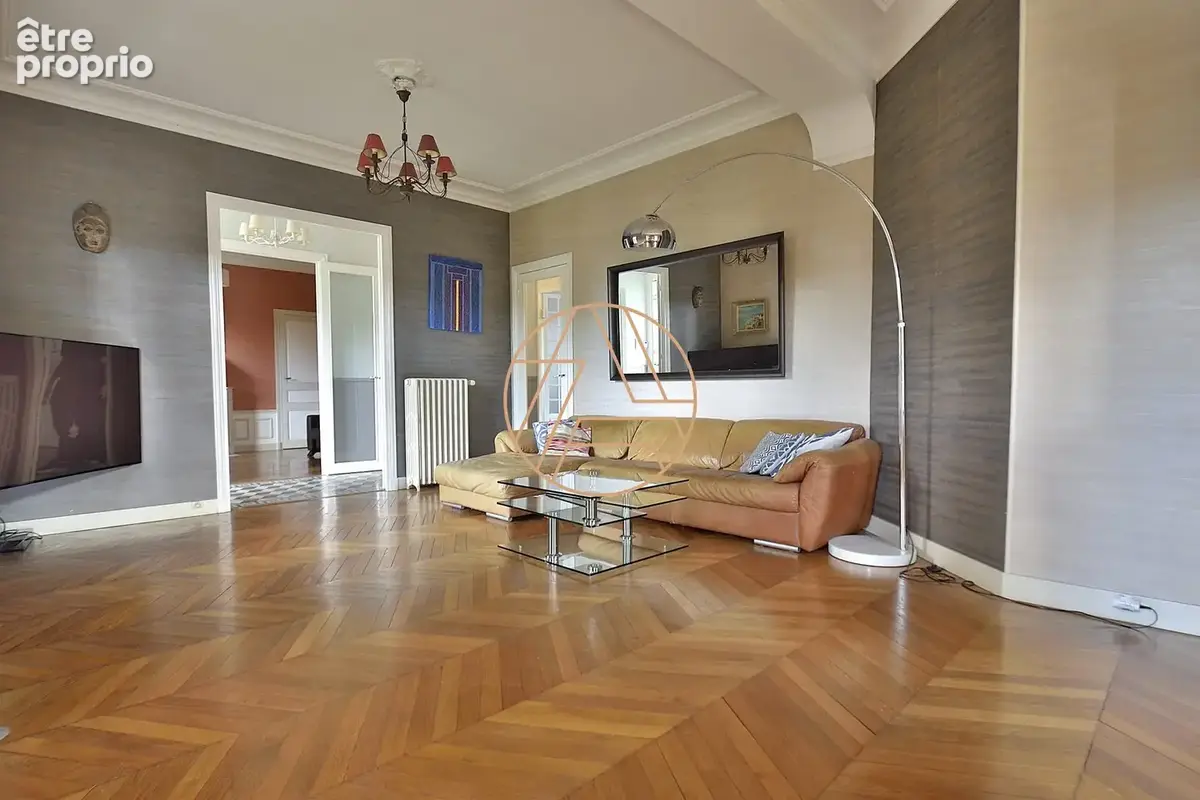 Maison 9 pièces 260 m² à vendre à Sucy-En-Brie (94370) - photo 6