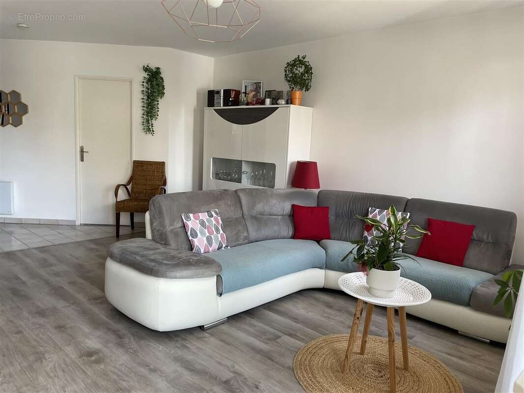 Appartement à PONTAULT-COMBAULT