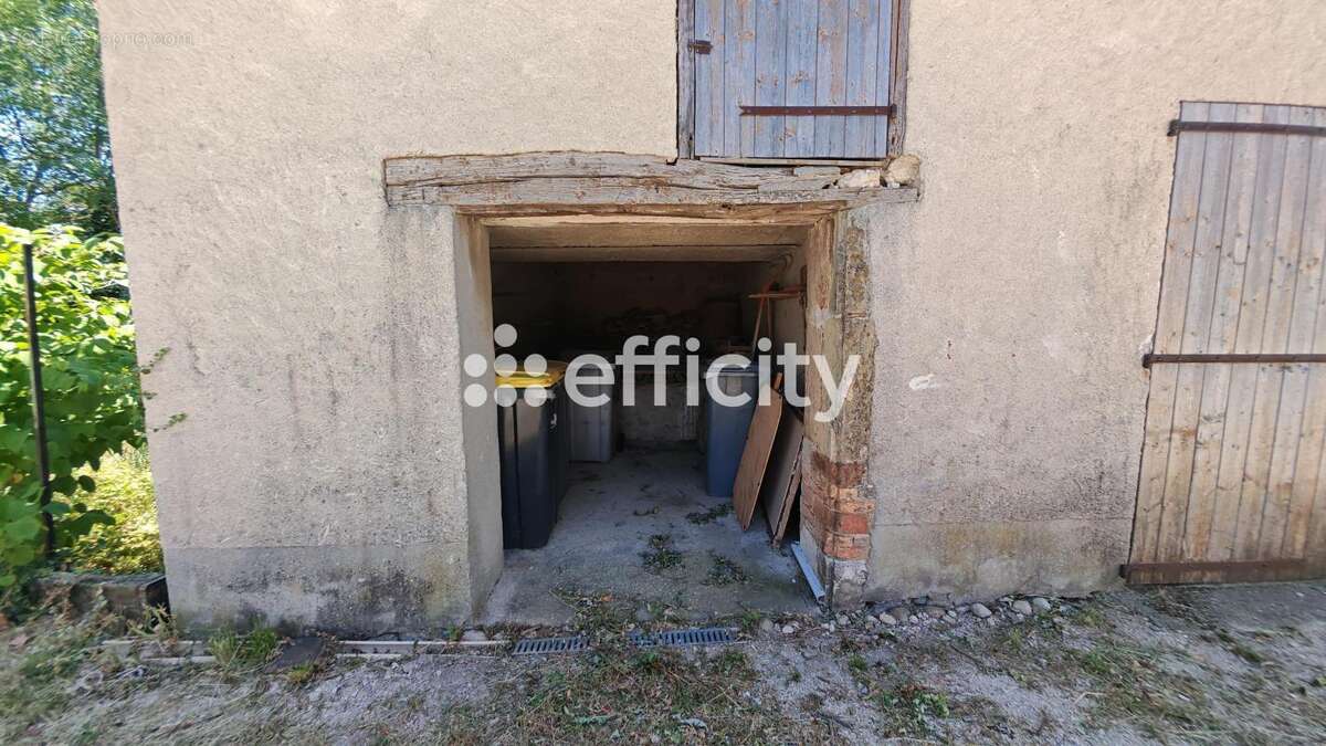 Maison 150 m² à Moirans  - photo 27