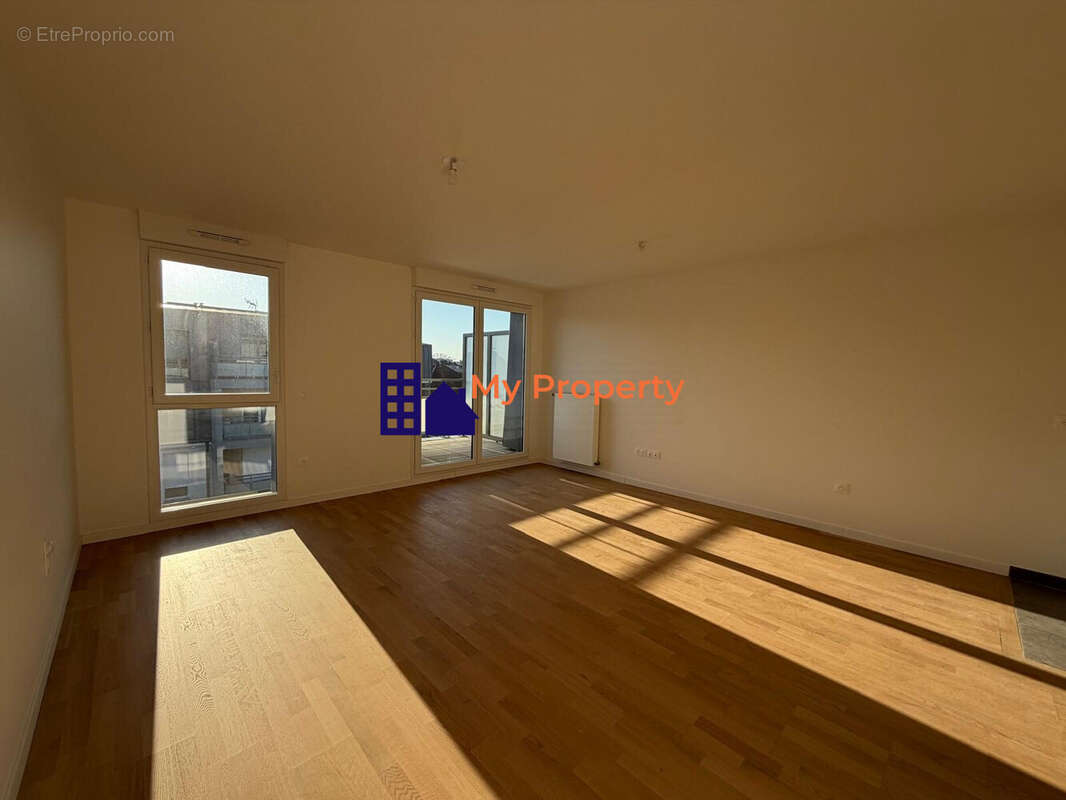 Appartement à HOUILLES