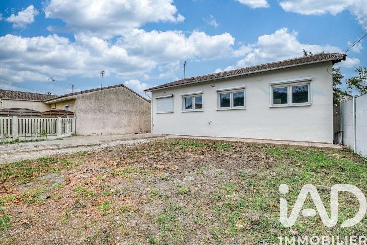 Photo 2 - Maison à VILLEPINTE