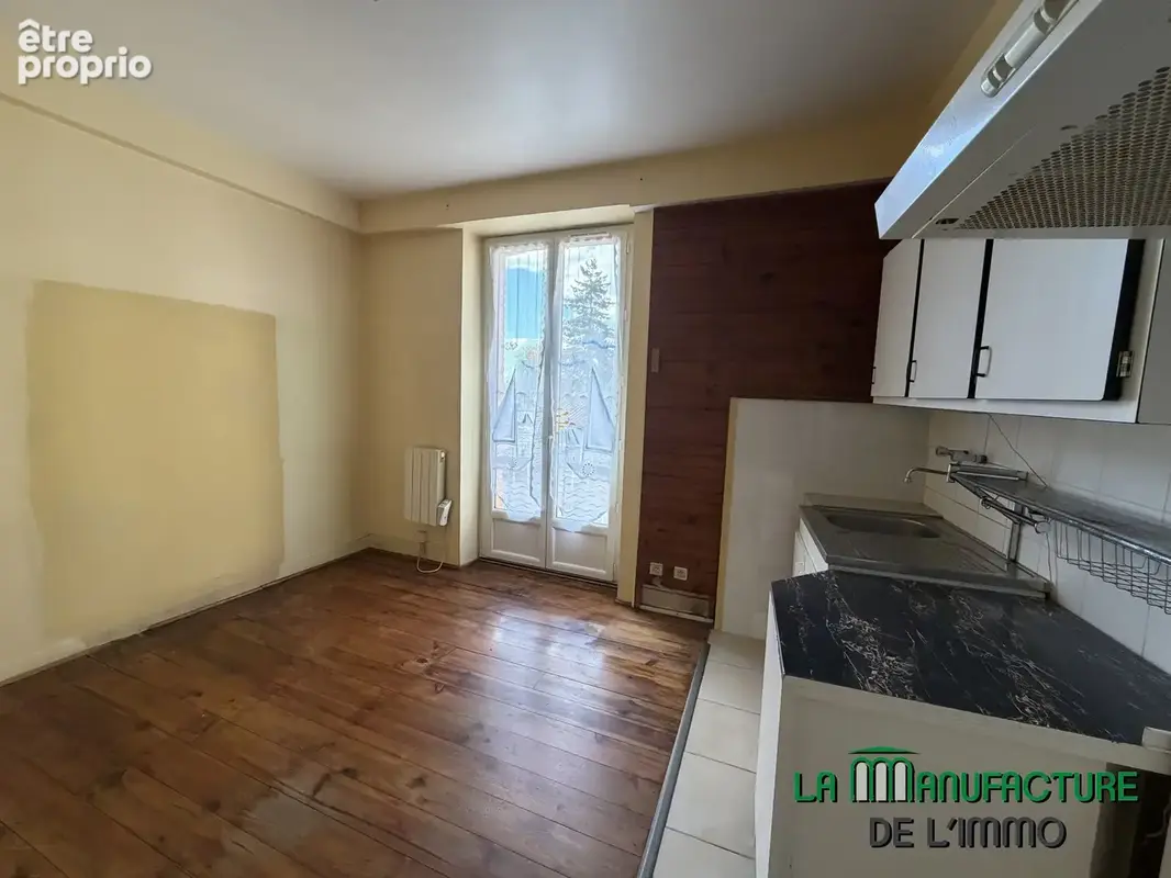 Appartement F3 - 72,58M2 - 2 Caves - Garage - Saint-Etienne/ Bergson - La Terrasse - photo 16