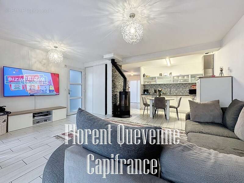 Maison à HUBERT-FOLIE