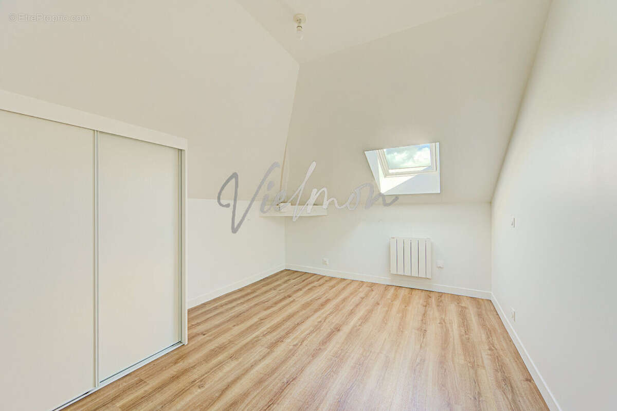 Appartement 3 pièces à vendre - Dernier étage - Triel-sur-Seine Centre Ville - photo 14