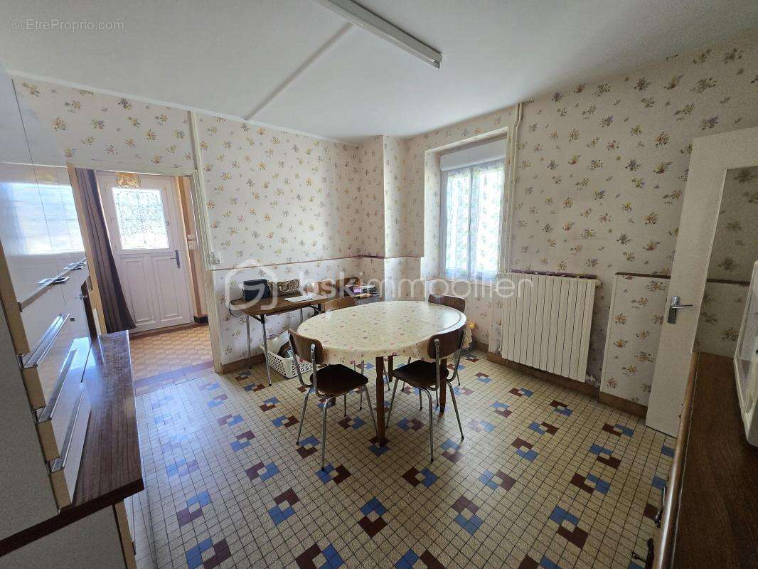 Maison à CHEVENON