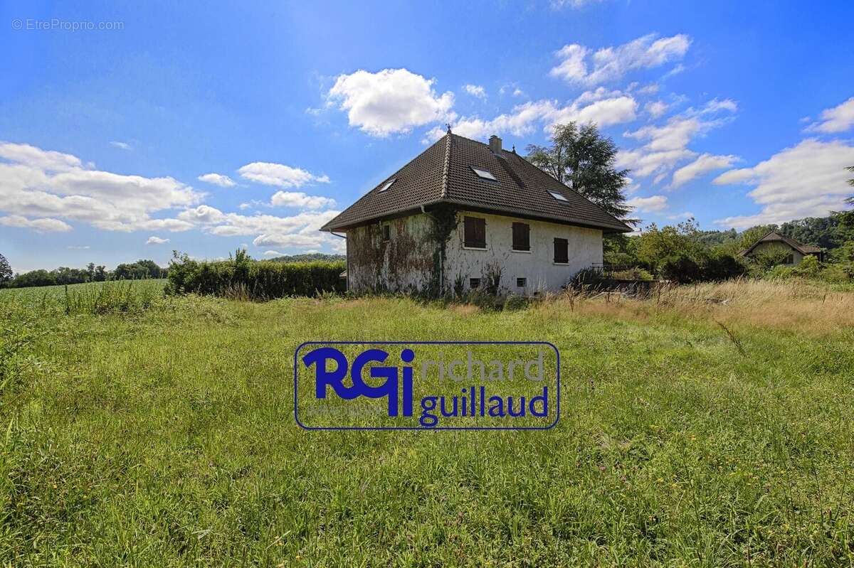 Maison à SAINTE-BLANDINE