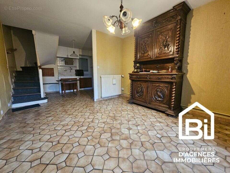 Maison à COLLEVILLE-MONTGOMERY
