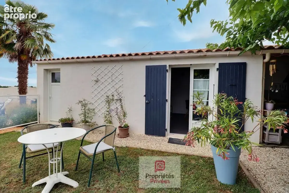 Maison familiale 4 chambres - 152 m² - Maison d'hôtes de 20 m2 - Piscine - Jardin paysager - Panneaux photovoltaiques - Belle pa - photo 7