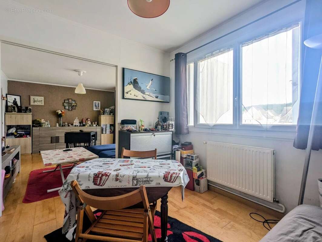 Appartement F3 de 62 m² avec cave et parking - photo 4