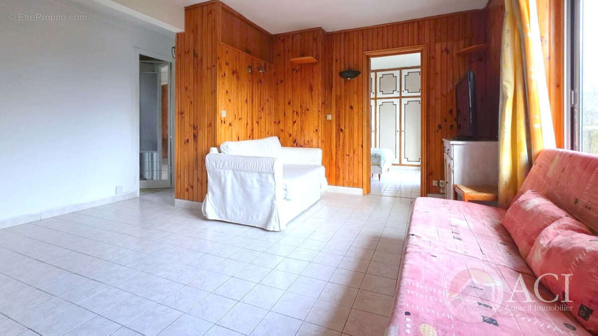 Appartement à EPINAY-SUR-SEINE